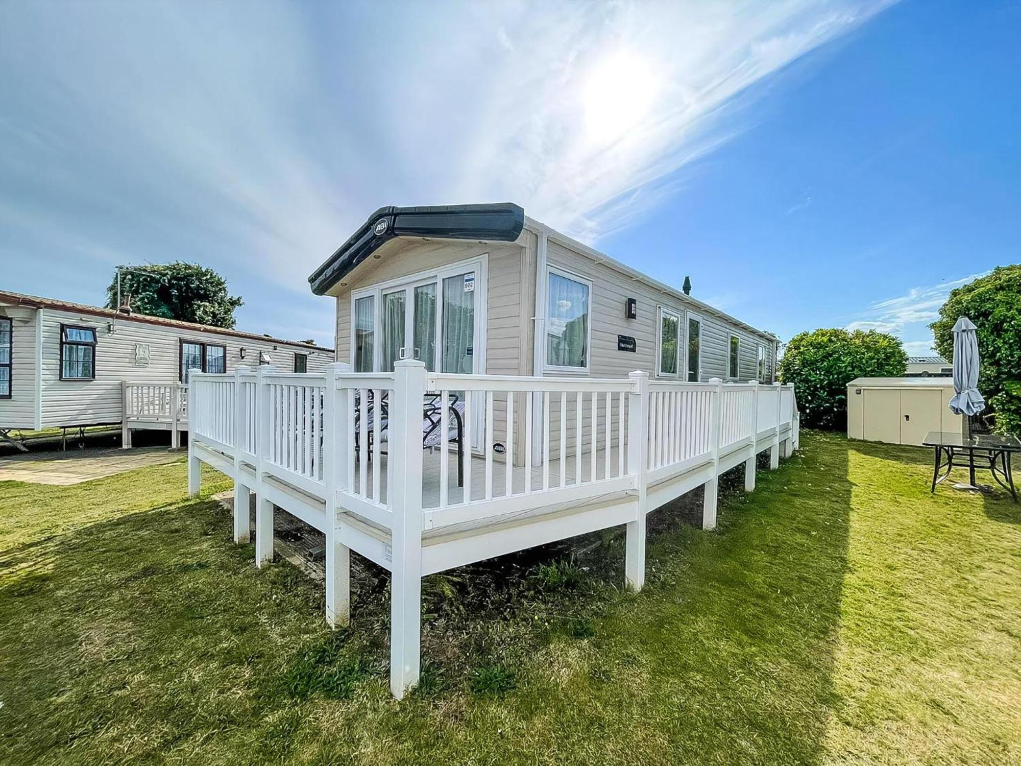 Stunning 6 Berth Caravan With Decking At Cherry Tree Park In Norfolk Ref 70802c Great Yarmouth